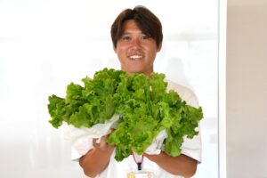 当社グループ “UsuiGreenTech株式会社” レタスの社内販売を実施